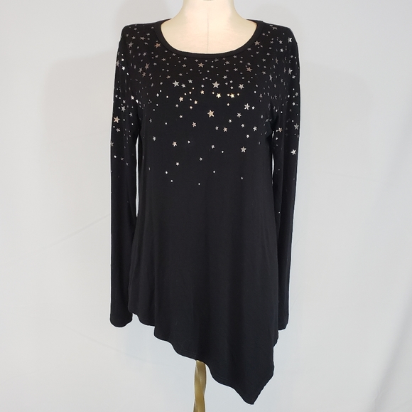 Karen Kane Tops - Karen Kane black and silver star top size Small